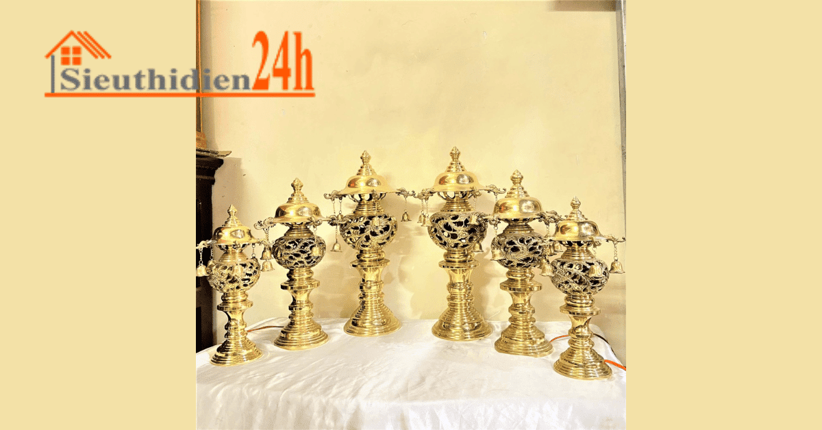 Đèn thờ cúng gia tiên ngũ chuông bằng đồng